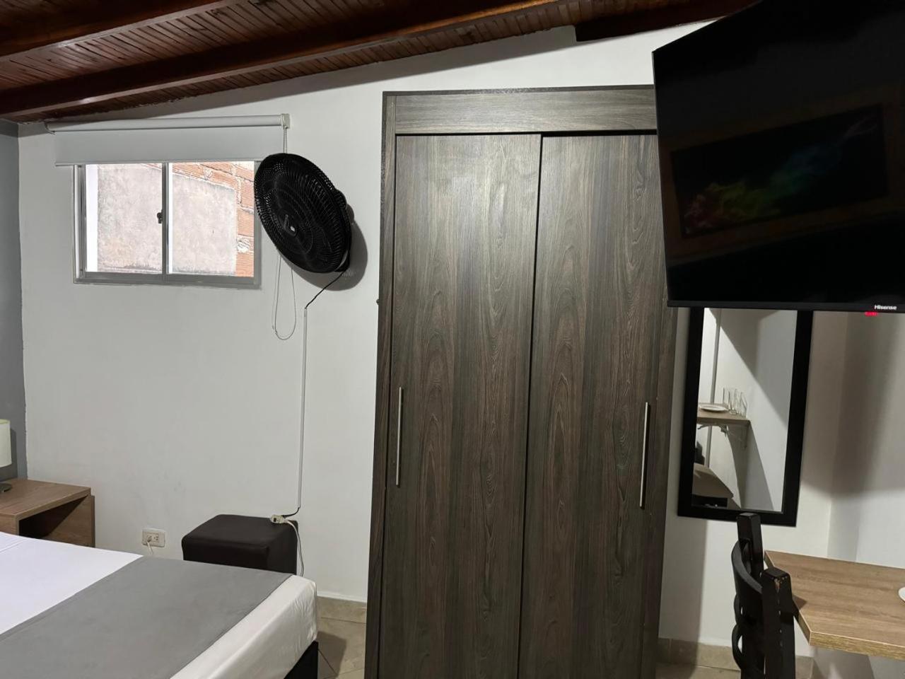 Gemas San Joaquin 1 Hotel Medellin Exterior photo